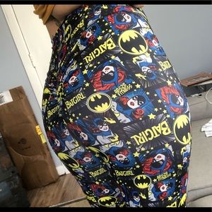 Abs2bfitness Scrunch Butt Batgirl Leggings.